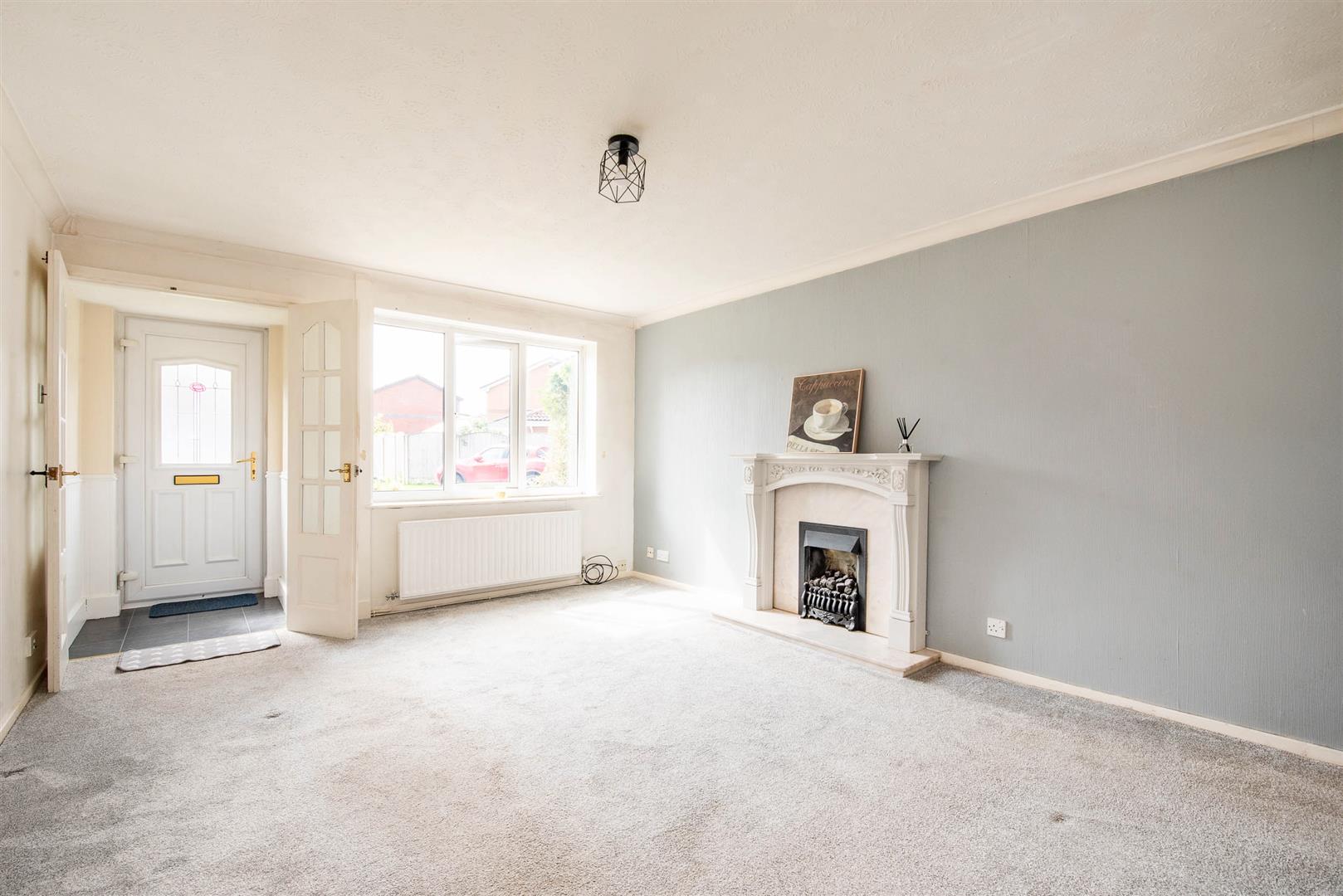 2 bed property in Aspendale Close, Preston